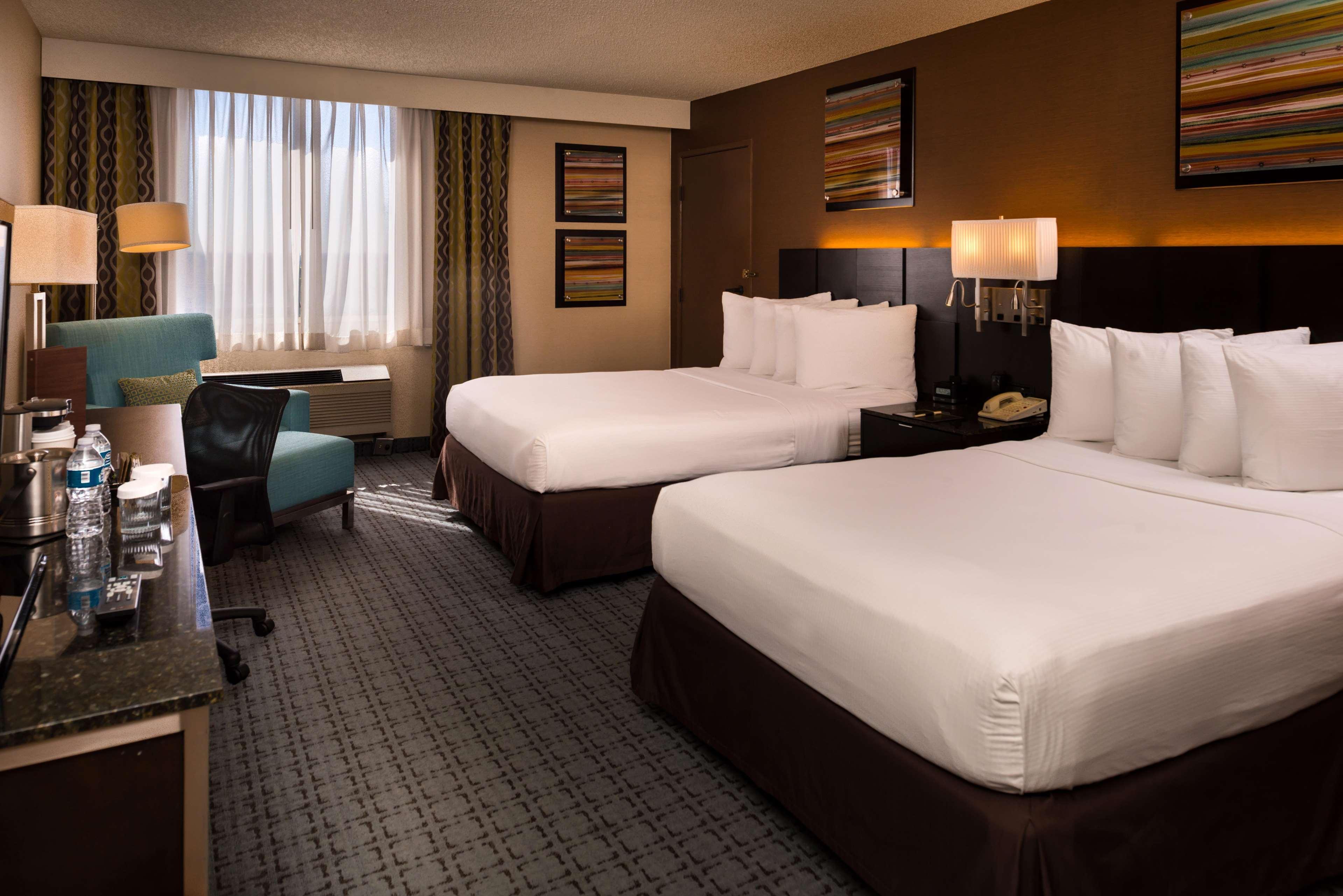 Doubletree By Hilton Whittier Hotel Quarto foto