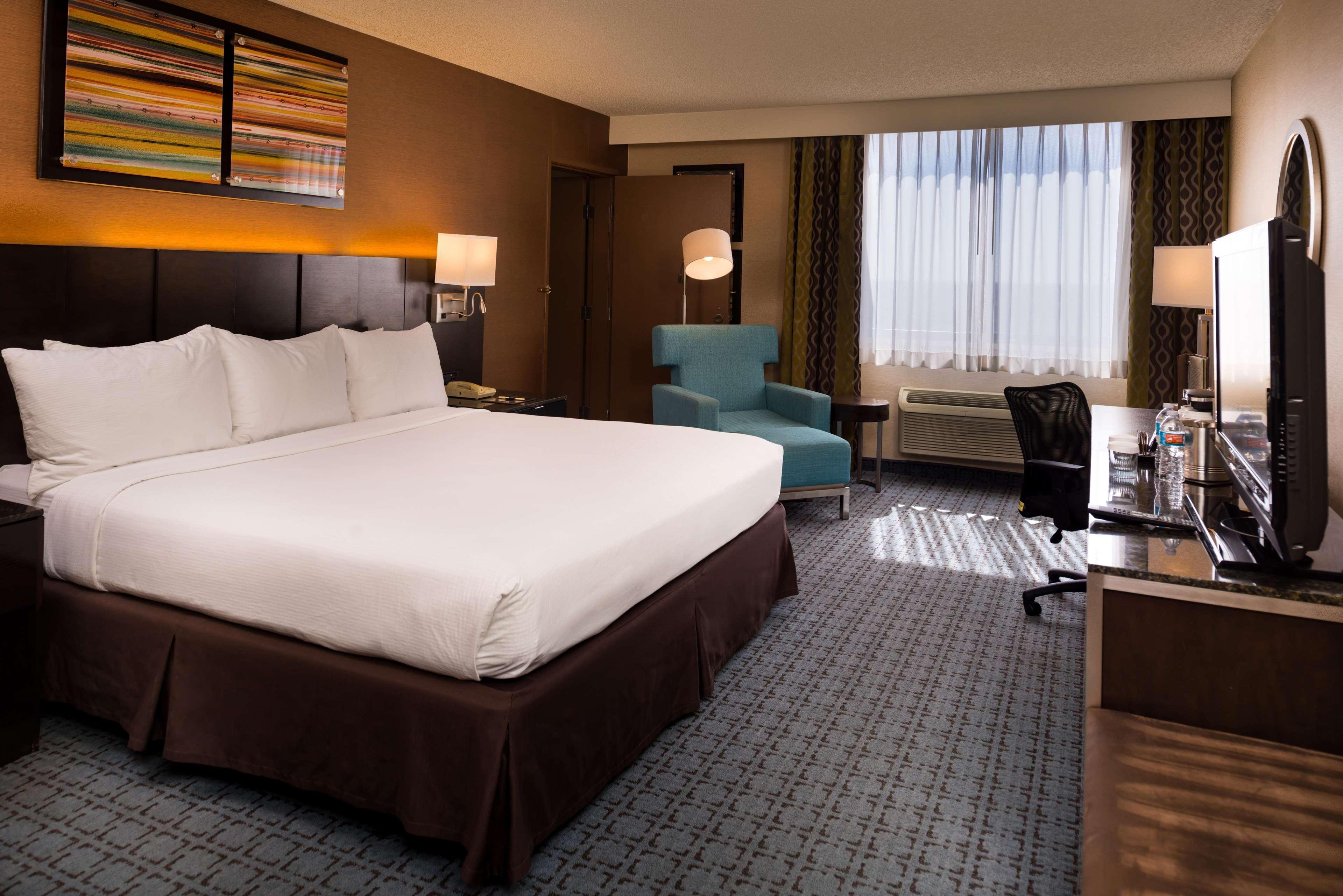 Doubletree By Hilton Whittier Hotel Quarto foto
