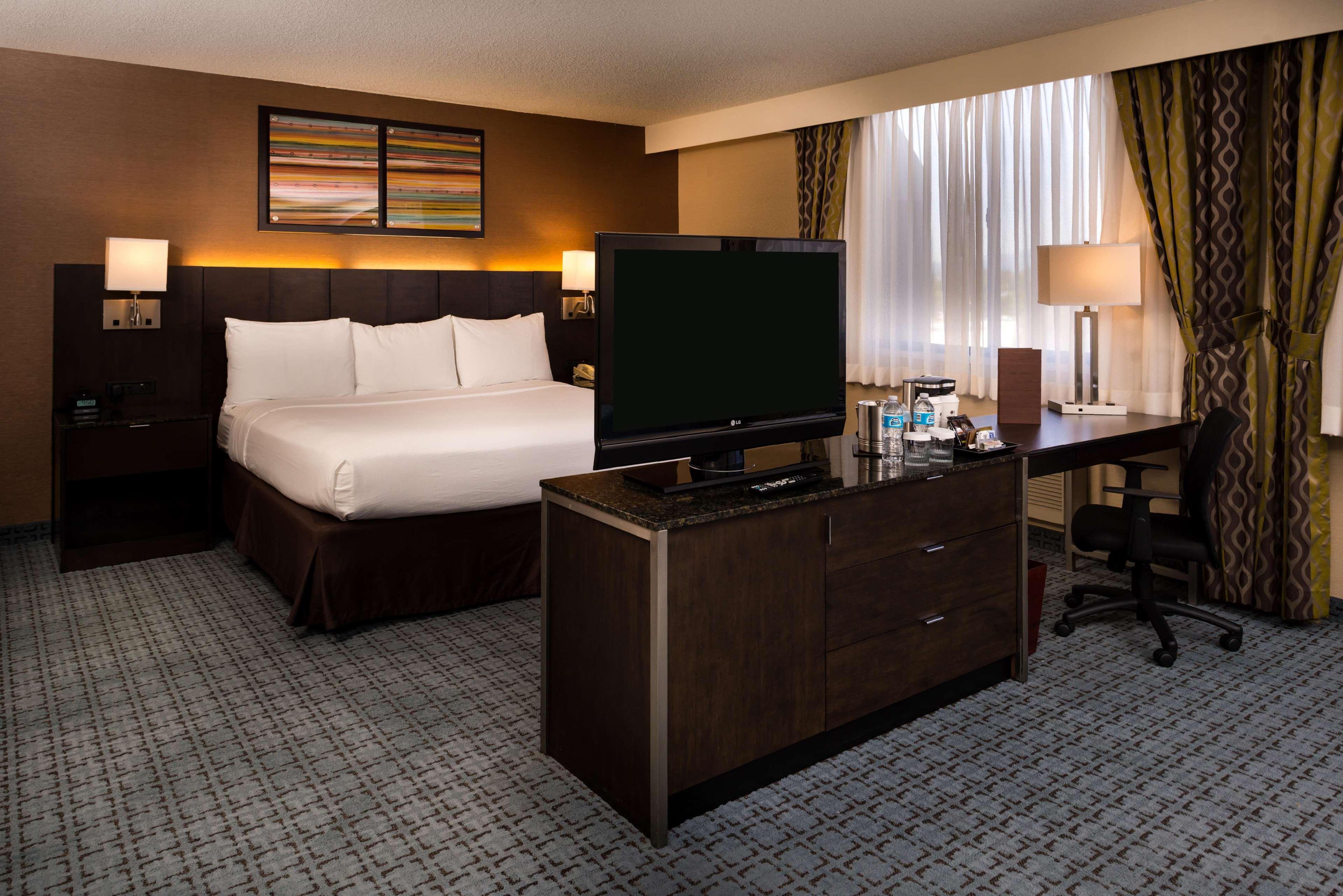 Doubletree By Hilton Whittier Hotel Quarto foto